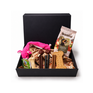 Cadeau pakket Hond Small met speelgoed en lekkere snacks. Een feestelijke verrassing voor je eigen hond, een puppy of om cadeau te geven.