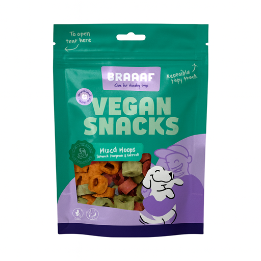 ChatGPT Image 12 dec 2025 16 07 31 2 Verantwoord snacken is mogelijk met Braaaf Vegan Snack Mixed Hoops Spinach Pumpkin Beetroot. Een gezonde traktatie voor honden zonder dierlijke producten.