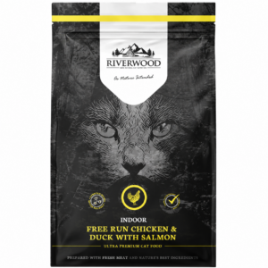 Riverwood Indoor Chicken & Duck with Salmon is graanvrij kattenvoer voor volwassen binnenkatten en gezond gewichtsbehoud.
