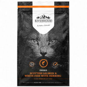Riverwood Derma Schotse Zalm & Witvis met Haring is graanvrije voeding voor katten met huid- en vachtproblemen.