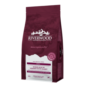 Korte omschrijving: Riverwood Adult Paard & Hert met Konijn is hypoallergene, graanvrije hondenvoeding voor gevoelige honden.