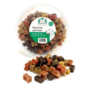 Partymix Soft Mini 200 gram zijn zachte hondensnoepjes ideaal voor training, beloning, snackballen en snuffelmatten.