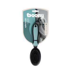 Borstel Nylon Medium verwijdert vuil en losse haren en zorgt voor een gezonde, glanzende vacht bij honden.