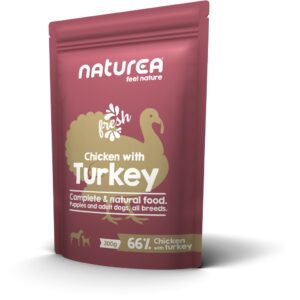 Naturea Chicken with Turkey 300gr is complete graanvrije natvoeding met kip en kalkoen, geschikt voor puppy’s en volwassen honden.