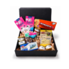 Cadeau Pakket Kat Large met 6x Riverwood natvoer, kattenspeelgoed en heerlijke snacks. Een luxe verwenpakket voor katten en kittens!